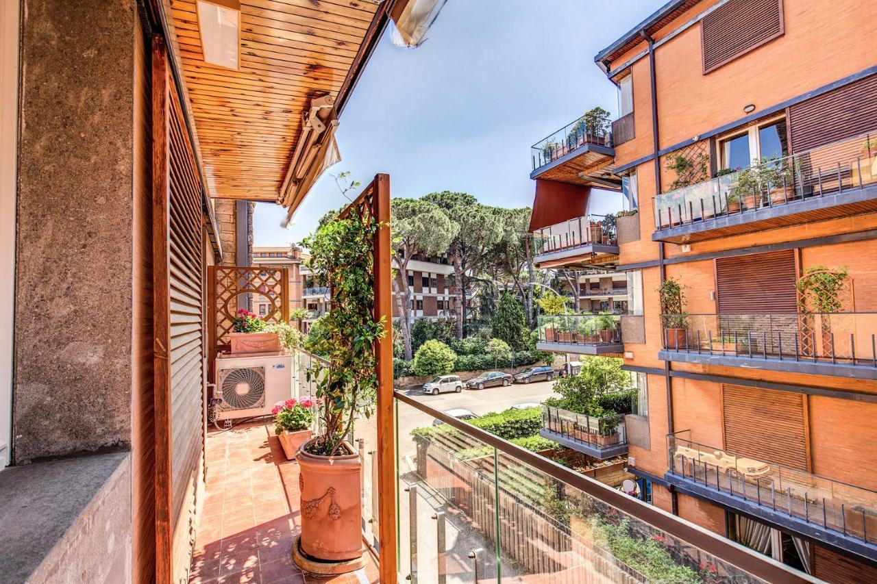 Terrazza Piccolomini: Elegant Apartment Stunning View Over Rome/St Peter'S Dome Exterior photo
