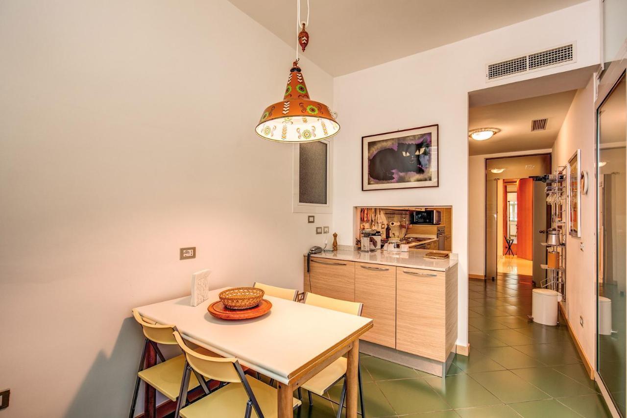 Terrazza Piccolomini: Elegant Apartment Stunning View Over Rome/St Peter'S Dome Exterior photo