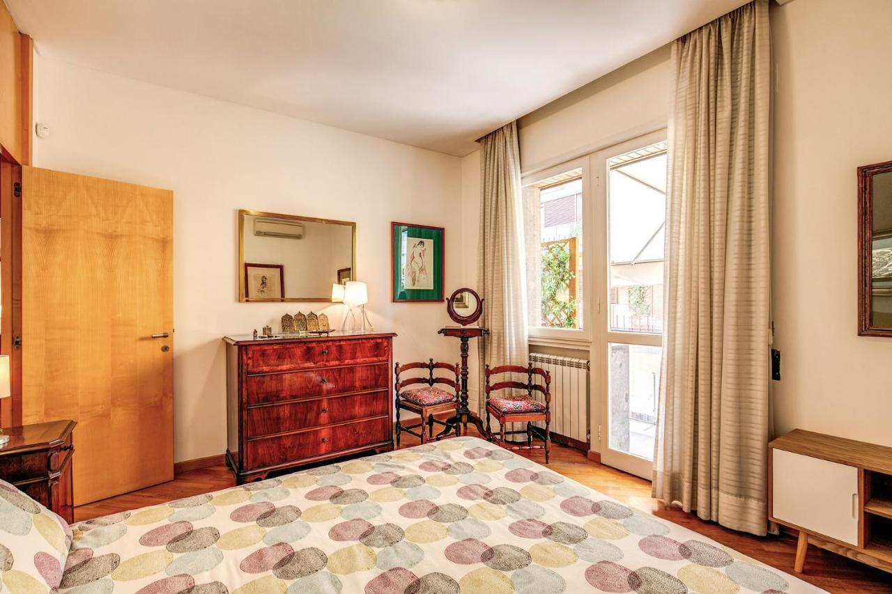 Terrazza Piccolomini: Elegant Apartment Stunning View Over Rome/St Peter'S Dome Exterior photo