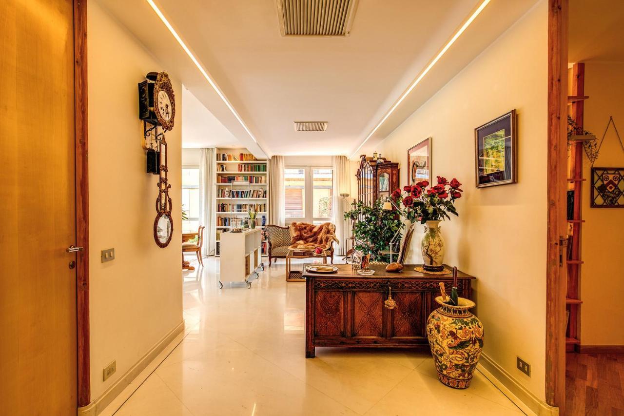Terrazza Piccolomini: Elegant Apartment Stunning View Over Rome/St Peter'S Dome Exterior photo